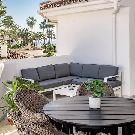 Gbh - Casa Golden By Roomservices Apartmán *