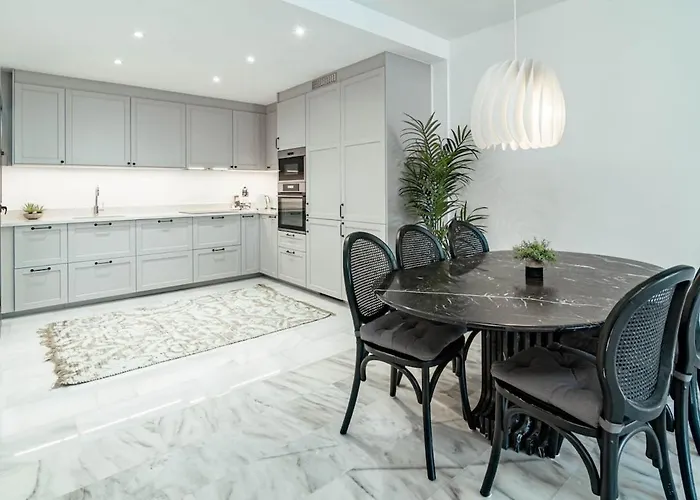 Gbh - Casa Golden By Roomservices